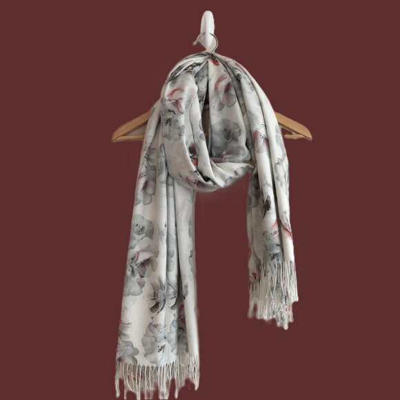 Love & Lore Scarf - Floral - Pashmina - Shawl - Picture 6 of 6